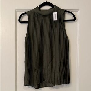 Banana Republic Sleeveless Pleated Blouse - Dark Green